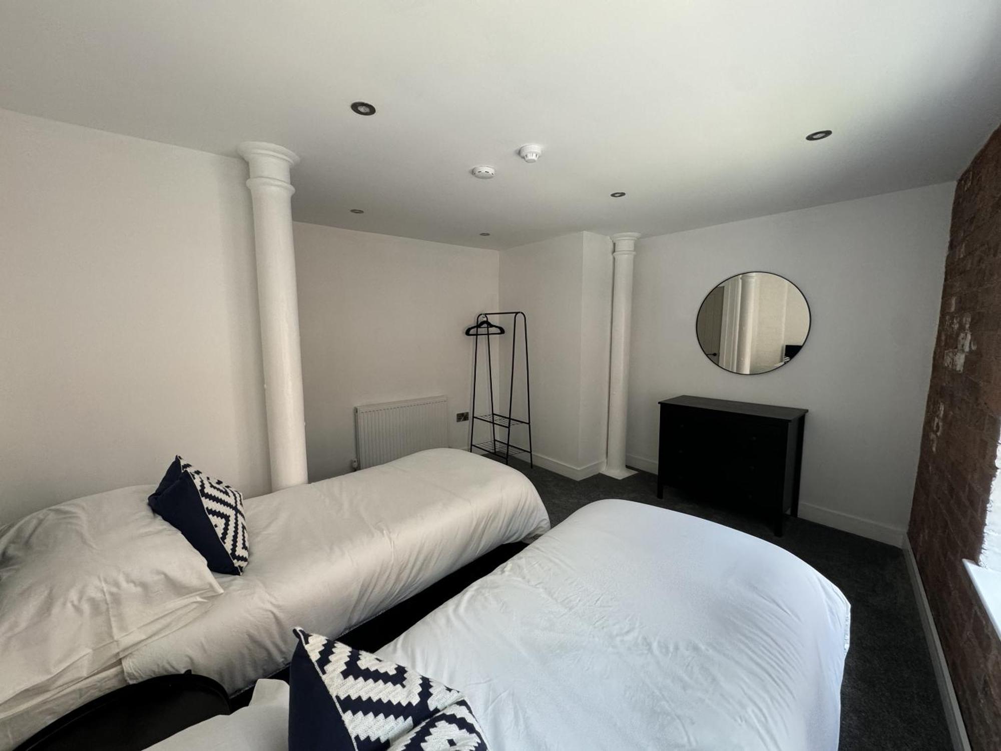 Central Hull Apartments 킹스턴어폰헐 객실 사진
