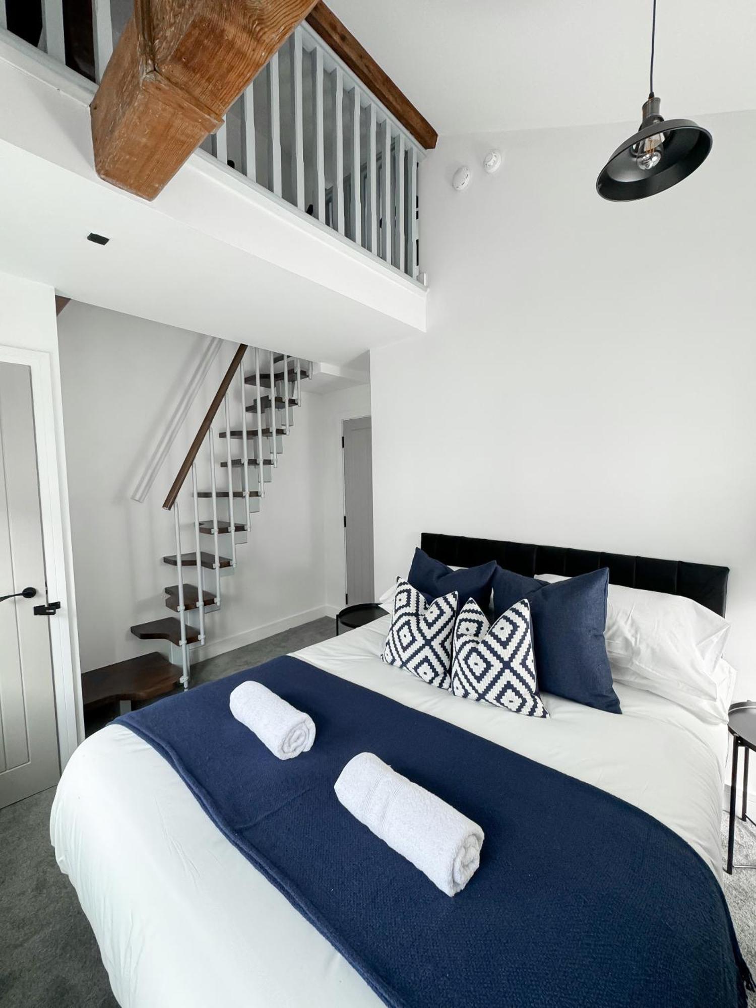 Central Hull Apartments 킹스턴어폰헐 객실 사진