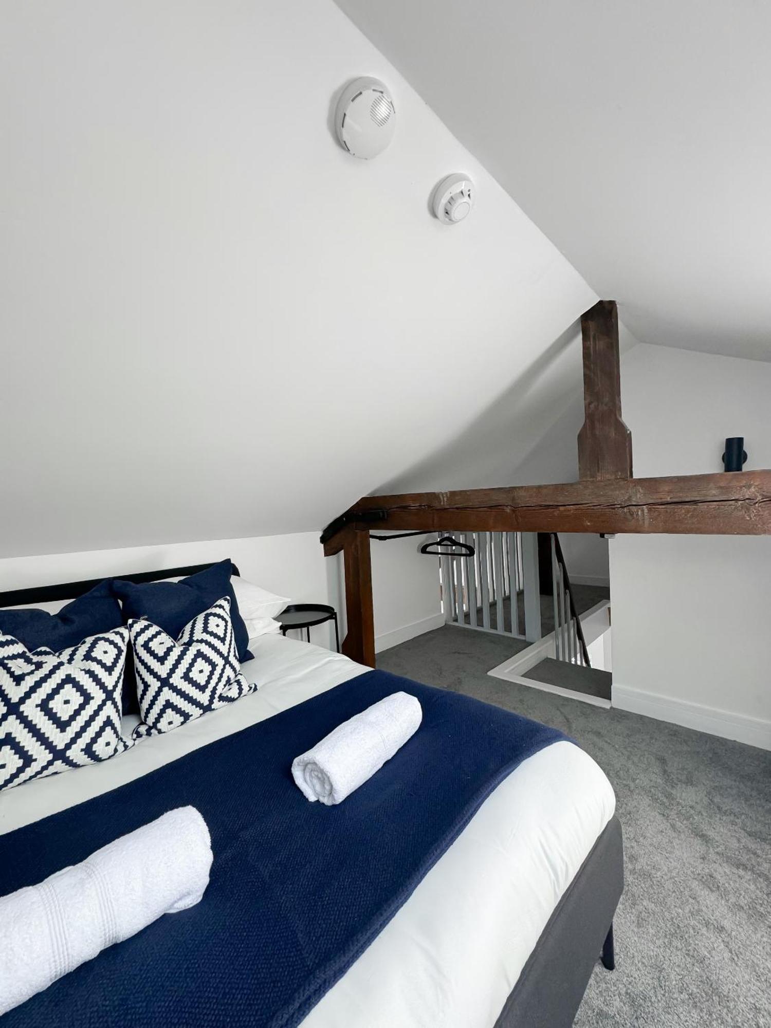 Central Hull Apartments 킹스턴어폰헐 객실 사진